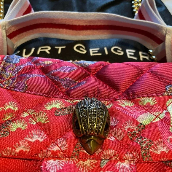 Kurt Geiger Red Floral Shoulder Bag with Gold Chain - Picture 2 of 7